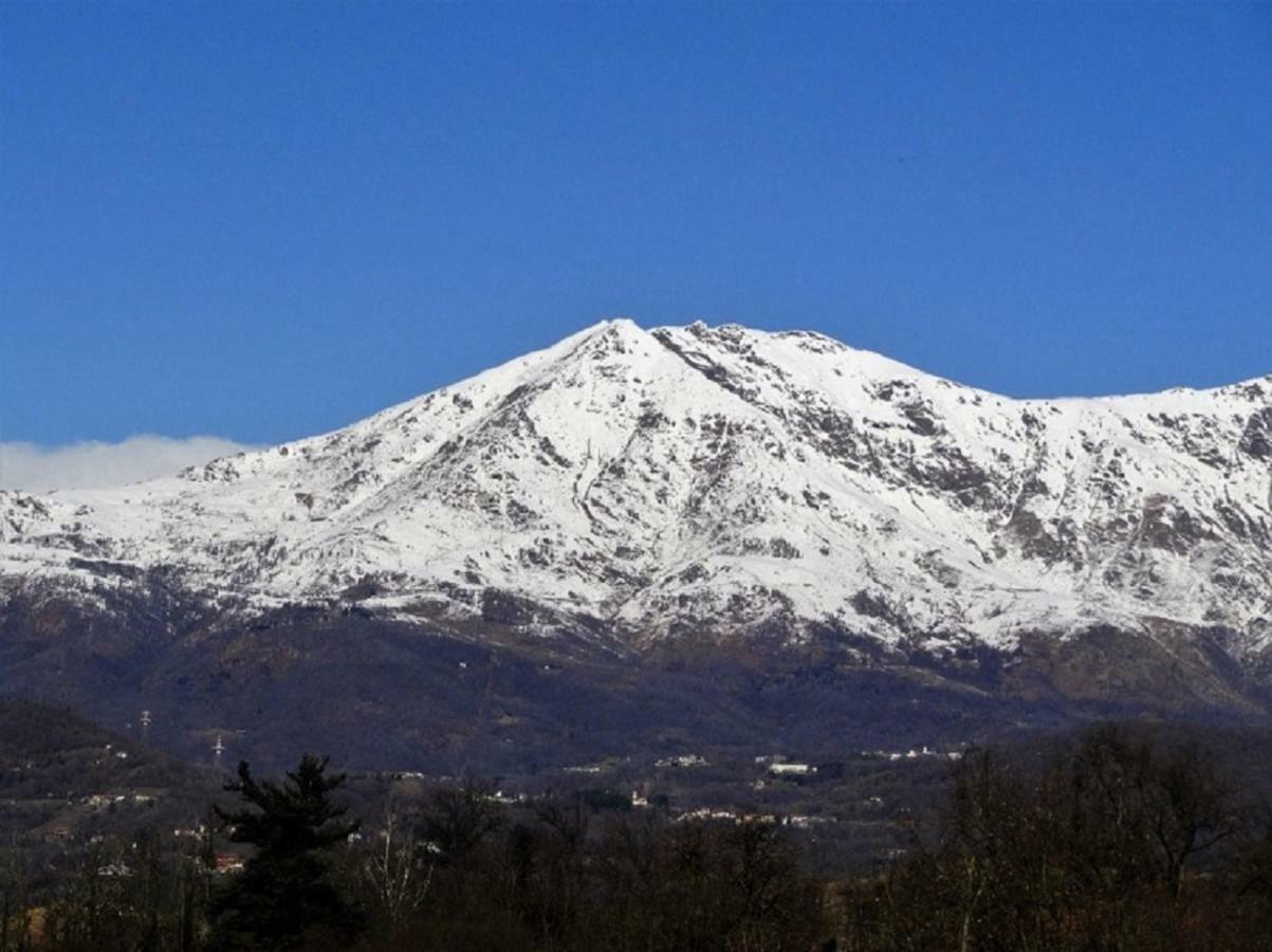 Il Laghetto Bed & Breakfast Torre Canavese Екстериор снимка